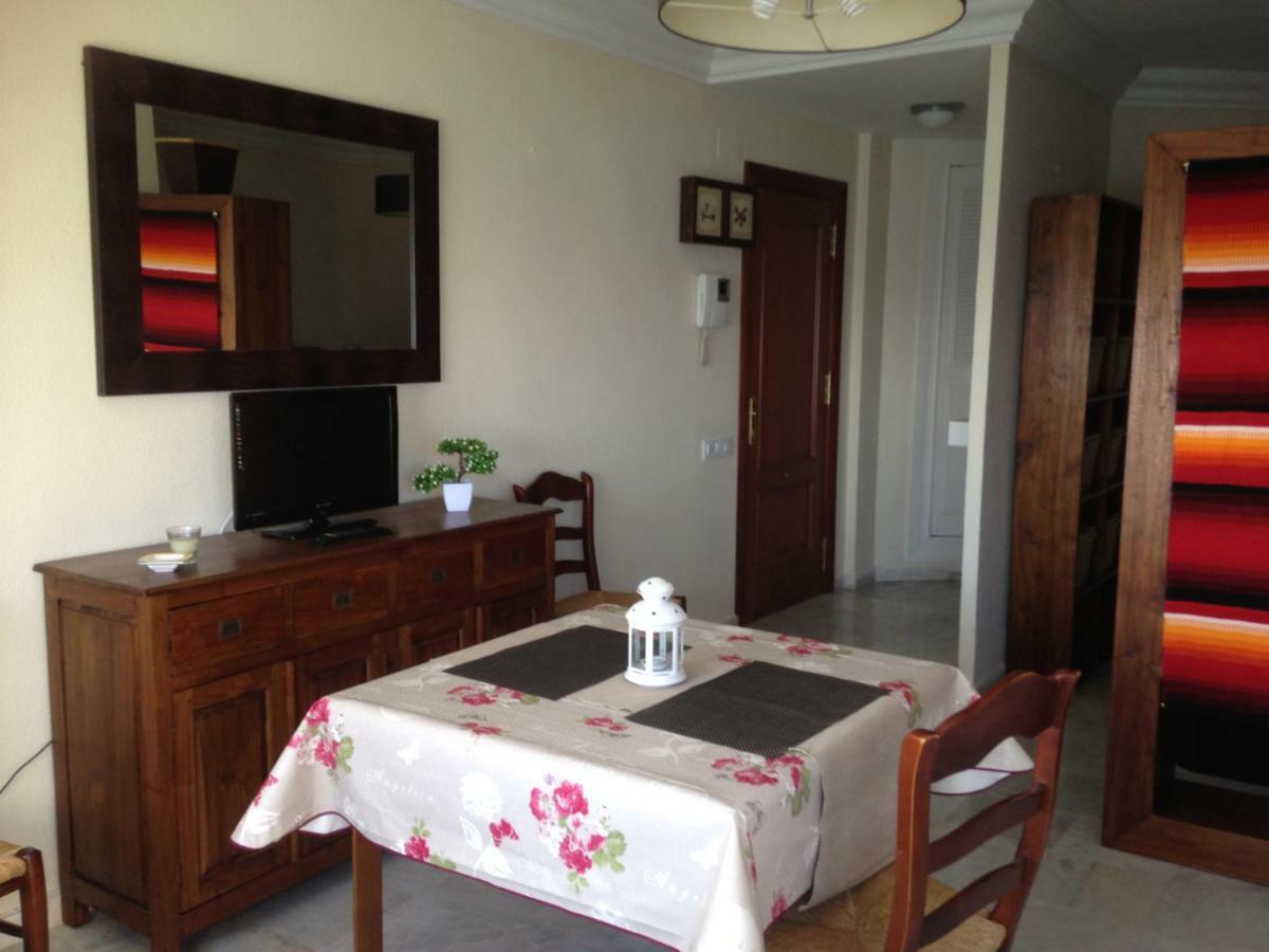 Vista A Tres Continentes Apartment La Línea de la Concepción